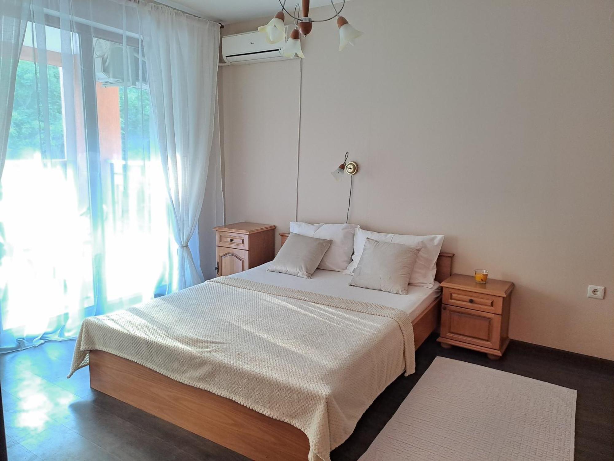 Sunrise Complex Apartments Zlatni pjasătsi Eksteriør bilde