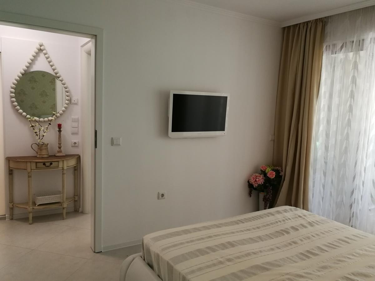 Sunrise Complex Apartments Zlatni pjasătsi Eksteriør bilde