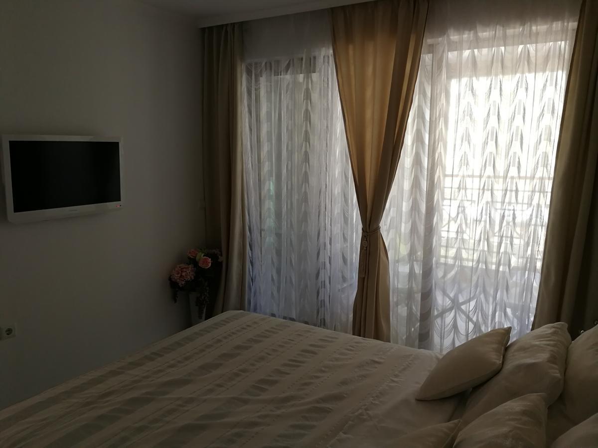 Sunrise Complex Apartments Zlatni pjasătsi Eksteriør bilde