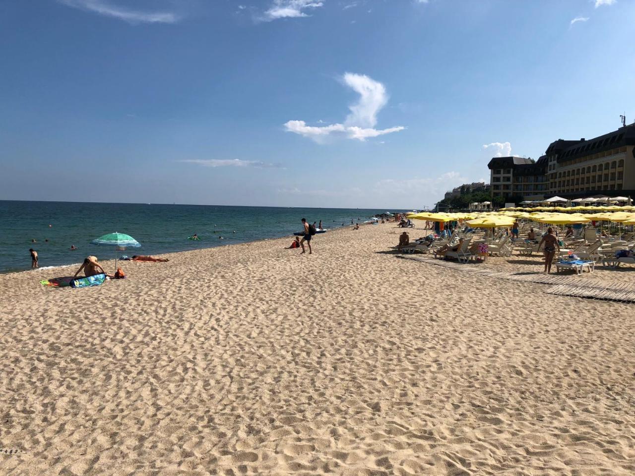 Sunrise Complex Apartments Zlatni pjasătsi Eksteriør bilde