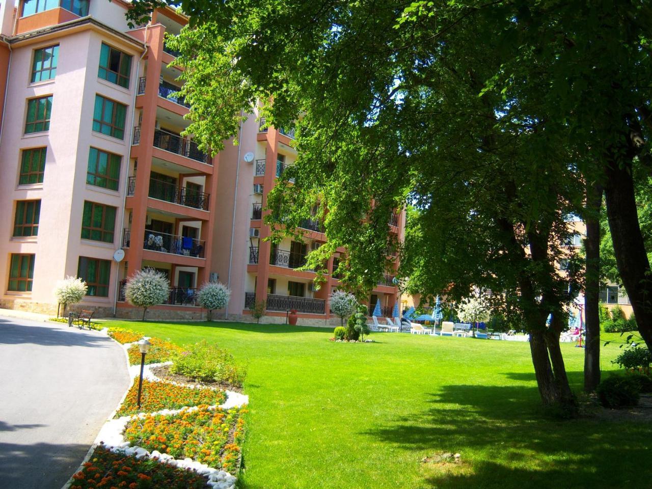 Sunrise Complex Apartments Zlatni pjasătsi Eksteriør bilde