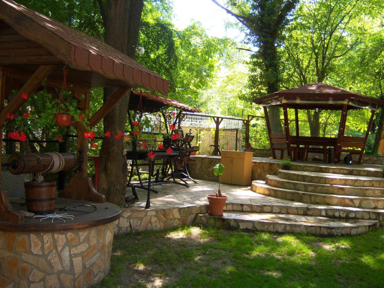 Sunrise Complex Apartments Zlatni pjasătsi Eksteriør bilde